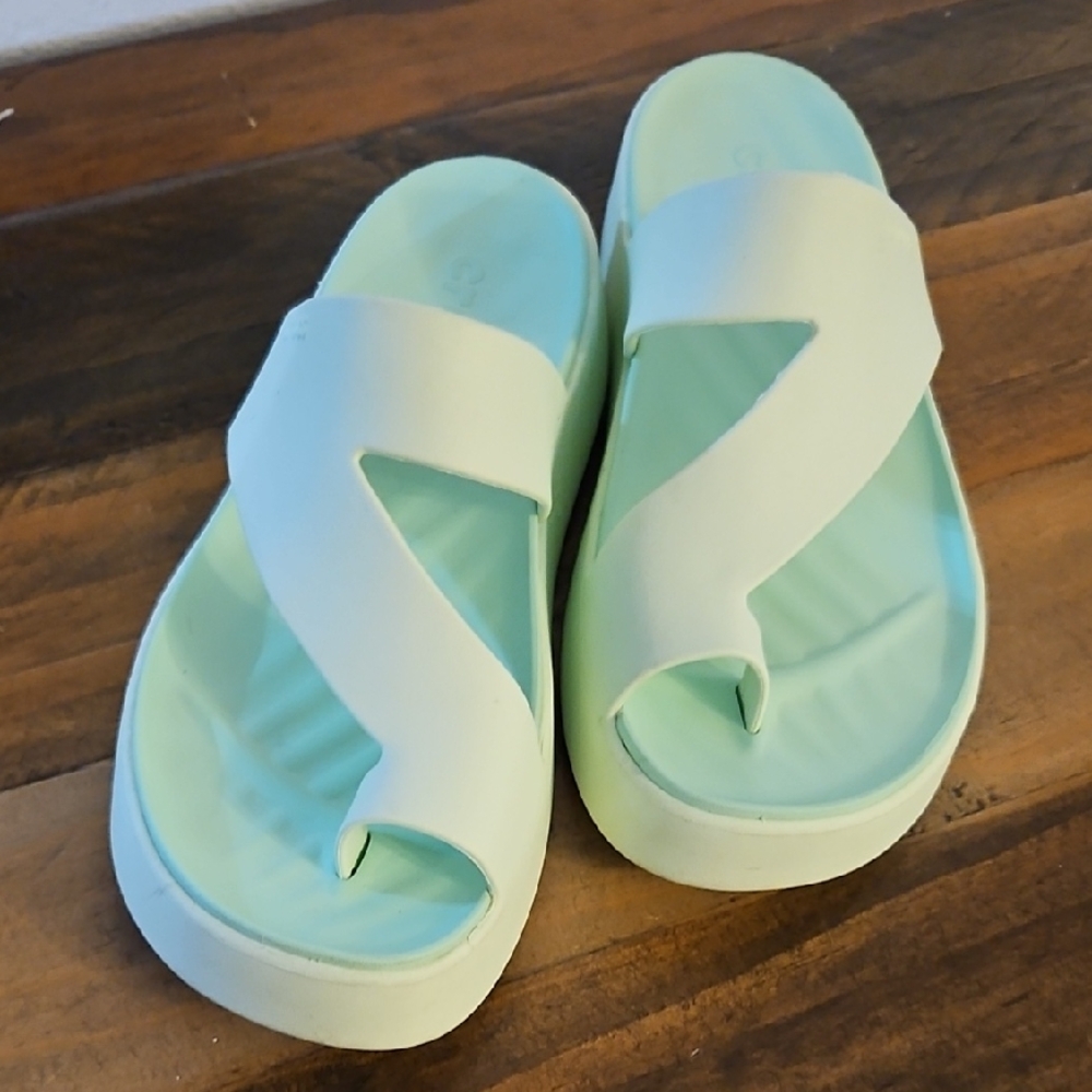 Crocs Mint Green Women's Slide Sandals